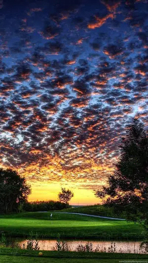 Cool Golf Course Cloudy Sunset Sky