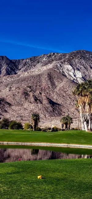 Enjoy a round of golf with an iPhone X