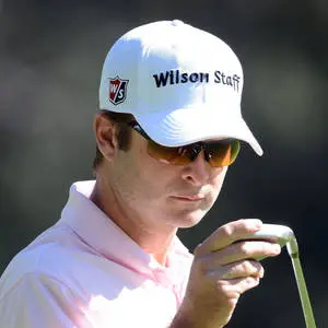Kevin Streelman Checking His Golf Club