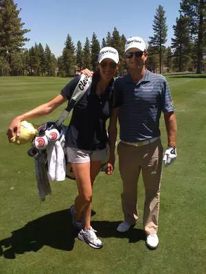 Kevin Streelman With His Wife Phone