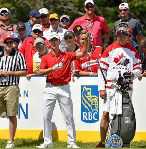 Mike Weir Preparing For Golf Match
