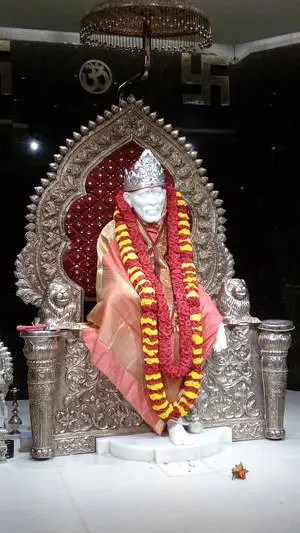 Silver Throne Of Sai Baba Phone